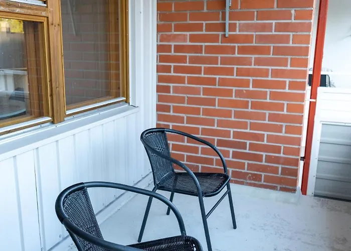 Family With Balcony For Six *